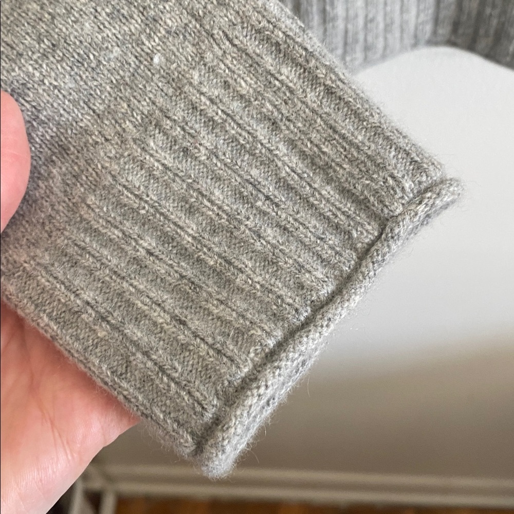 Jenni Kayne Everyday Sweater Light Gray Crew Neck Sweater - Picture 9 of 16